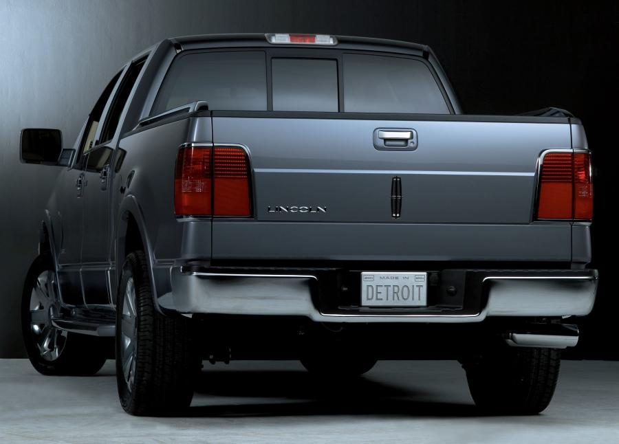  Lincoln Mark LT Concept 2004 года  (фото 34 из 51)